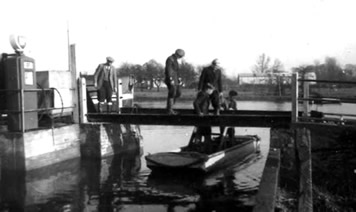 dismantling footbridge